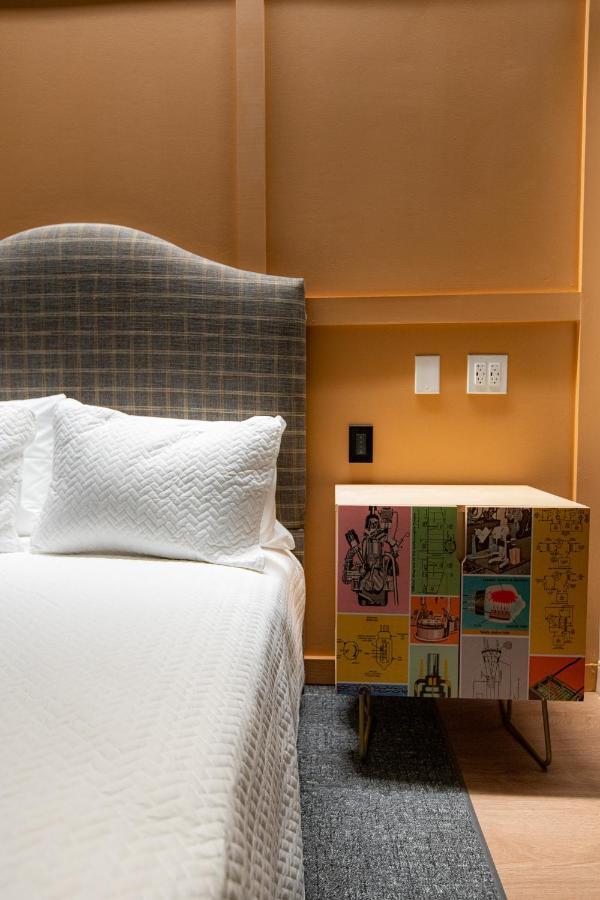 The Schoolhouse Hotel 화이트 설퍼 스프링스 외부 사진